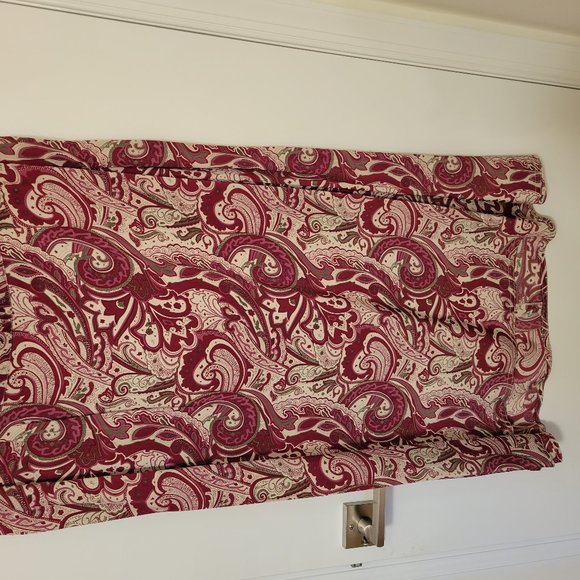 100% Silk Paisley Skirt (mid-calf) by Andrea Vaccaro Woman, size 24 - Picture 1 of 5